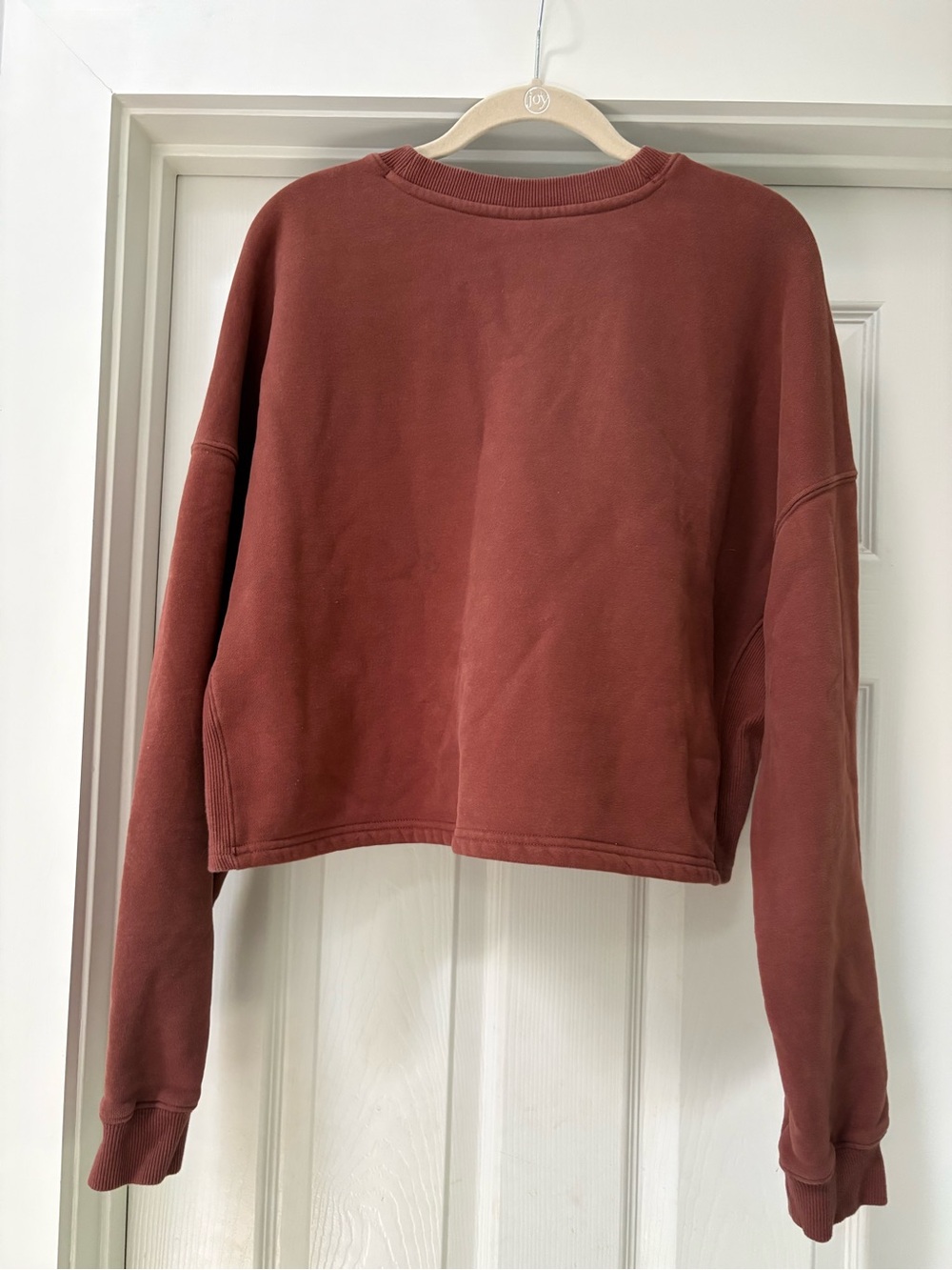 Vuori Boxy Cropped Crewneck Sweatshirt in Rust Brown - Picture 4 of 10